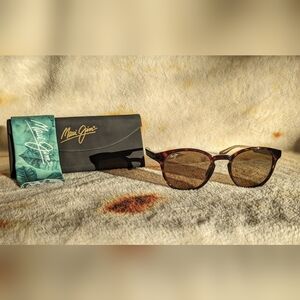 Maui Jim HIEHIE 636 Polarized Sunglasses